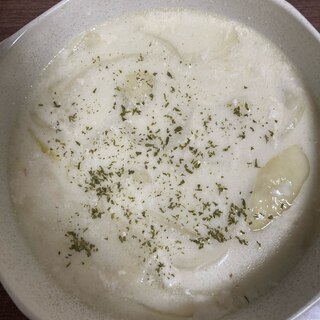 圧力鍋で作るオニオン牛乳スープ